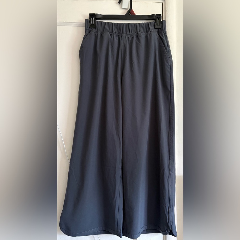 Title Nine Gray Wide Leg Pants